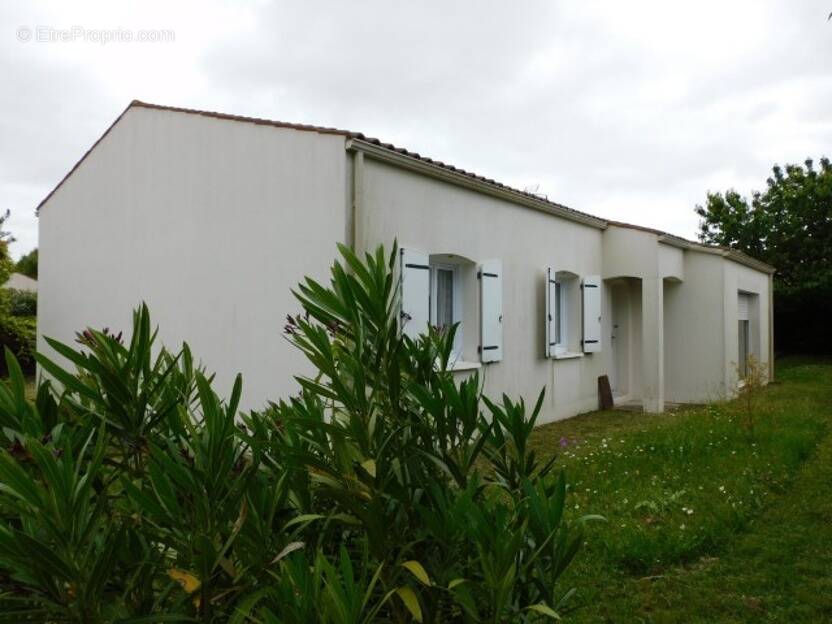 Maison à SAINT-SULPICE-DE-ROYAN