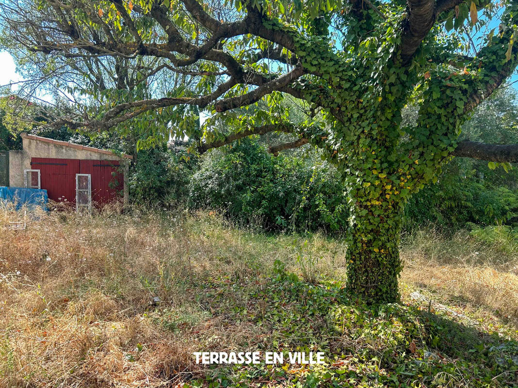 Terrain à BOUC-BEL-AIR