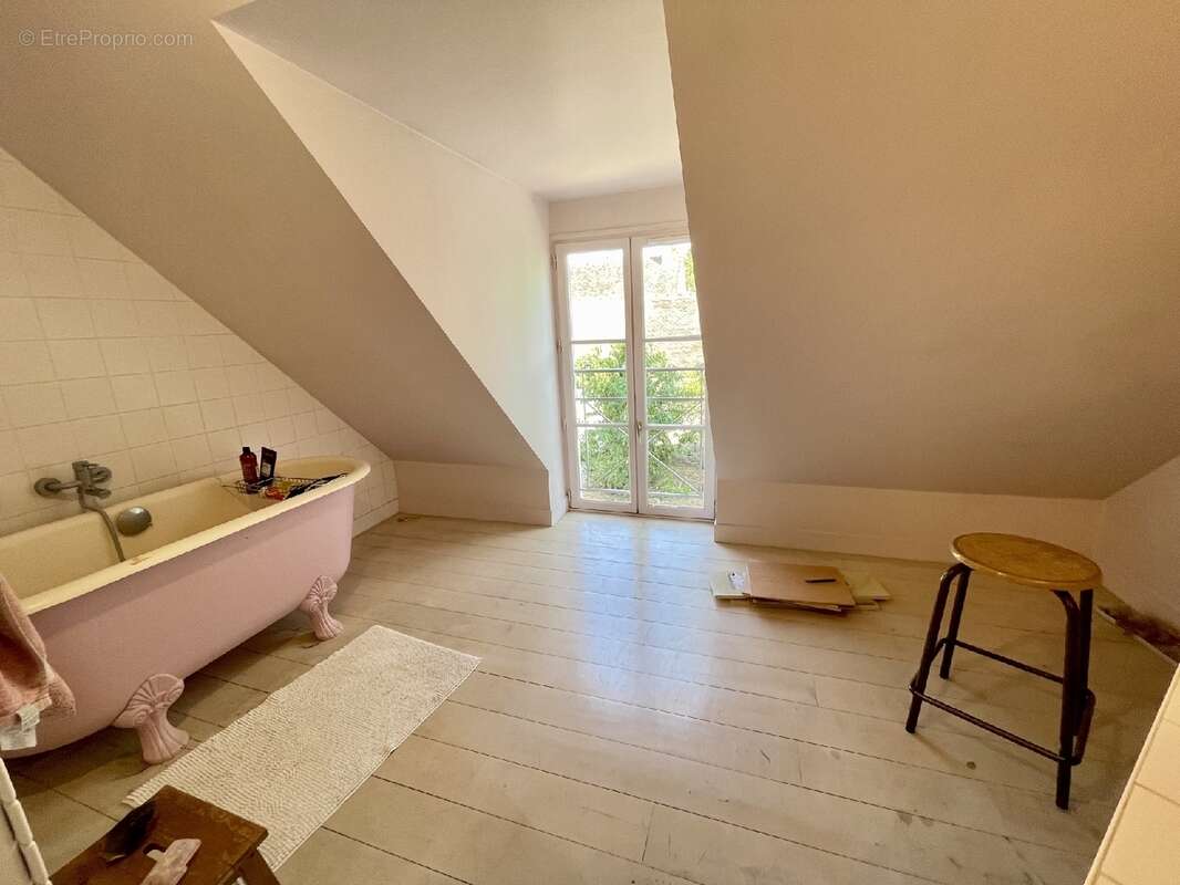 Maison à MILLY-LA-FORET