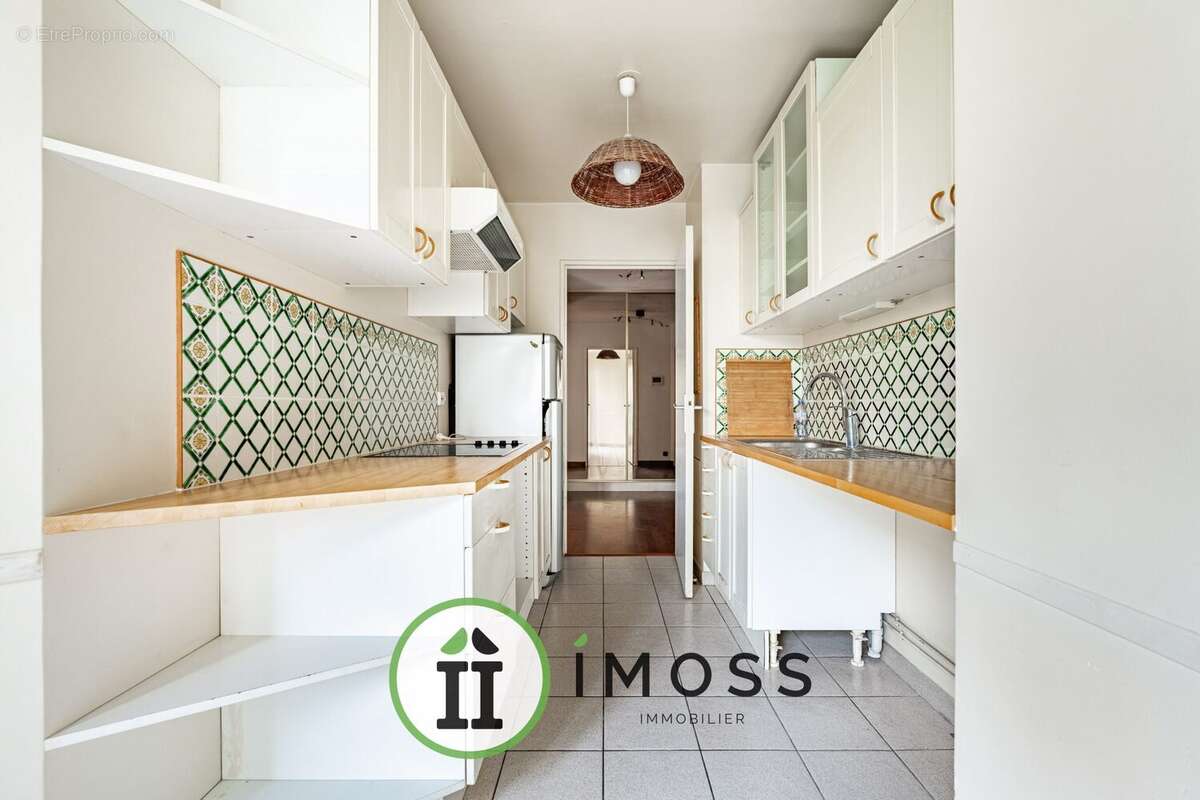 Appartement à PARIS-18E