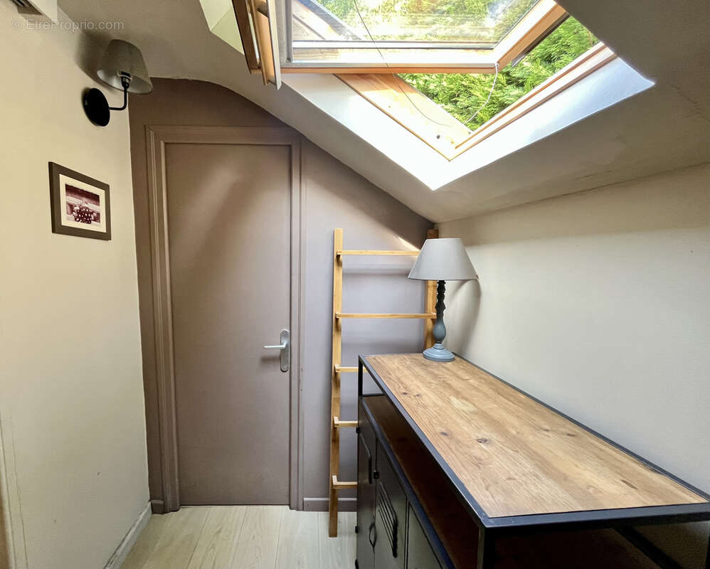 Maison à BAZAINVILLE