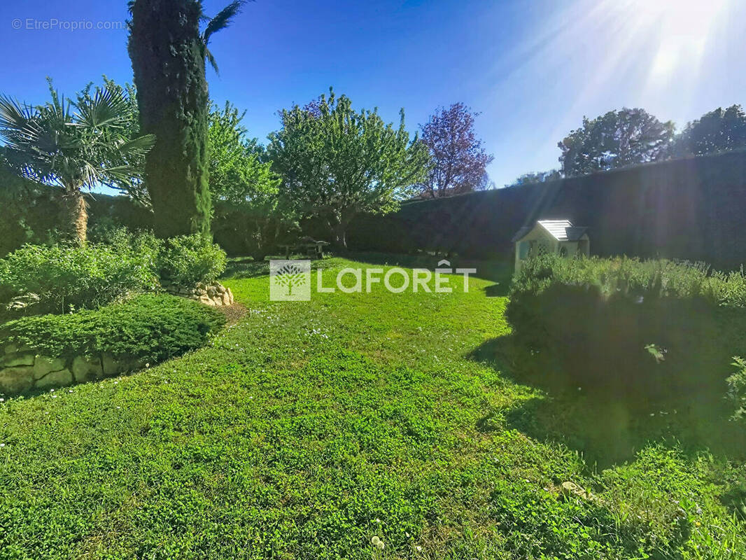 Appartement à MIRIBEL