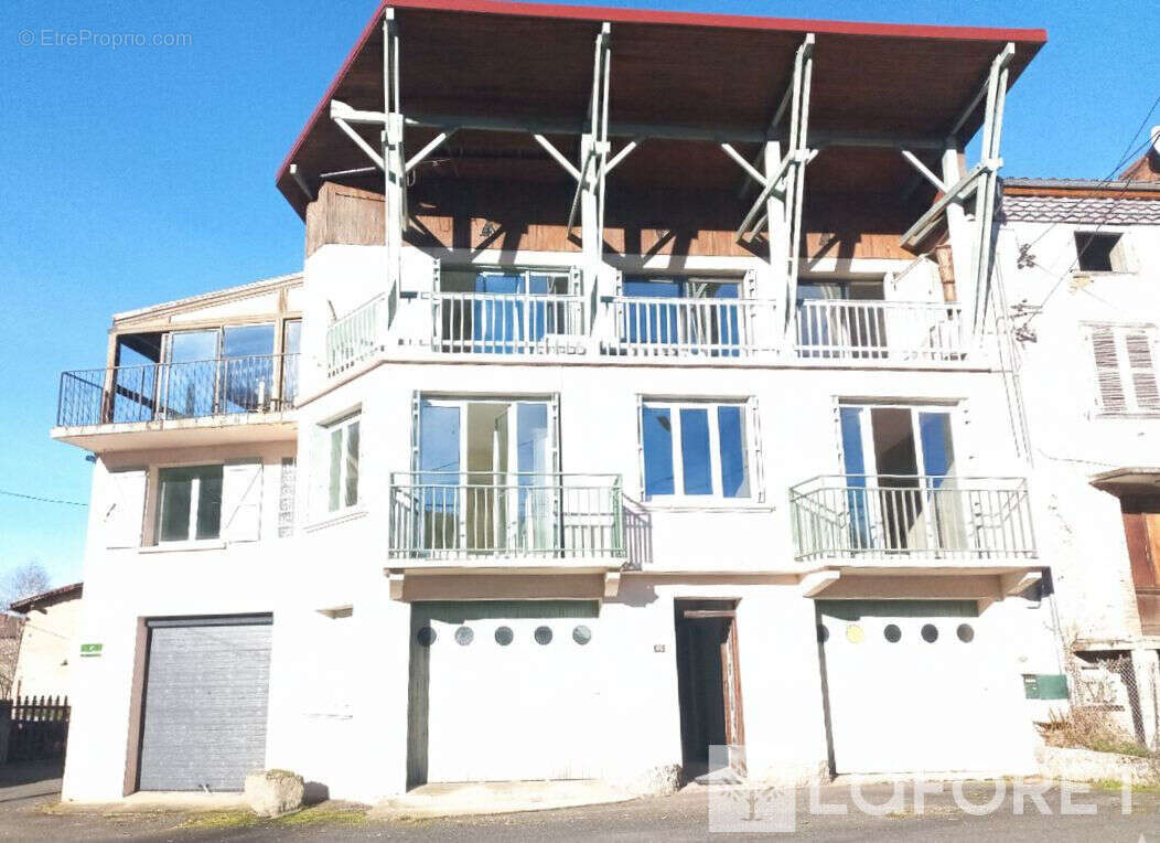 Maison à SAINT-THURIN