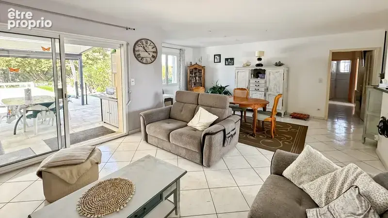 Maison de plain-pied à vendre 4 pièces BERGERAC (24) - terrain 2184 m2 - piscine - photo 6