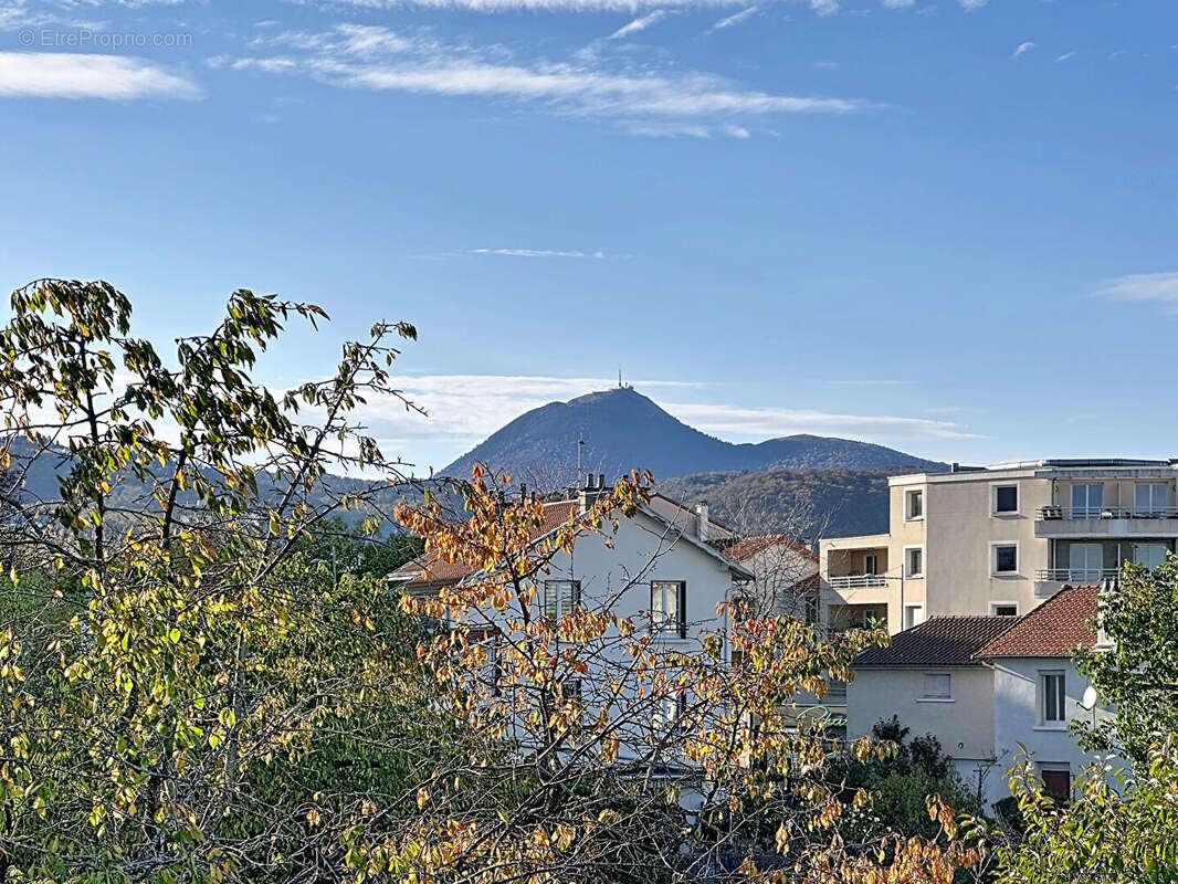 Maison à CLERMONT-FERRAND