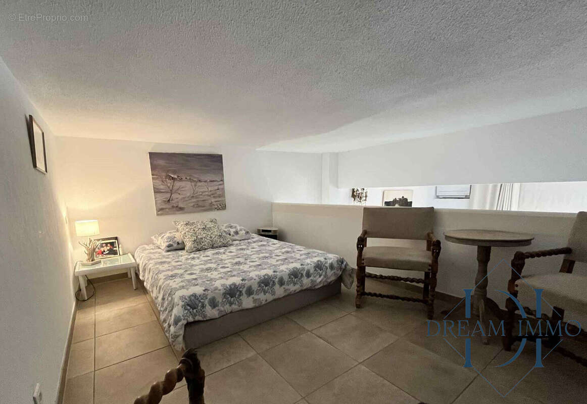 Appartement à HYERES