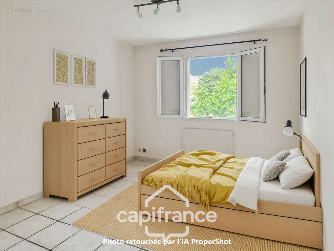 Maison à vendre 4 pièces ROQUEMAURE (30)-107m²-terrain 1540m² avec piscine et grand garage - photo 13