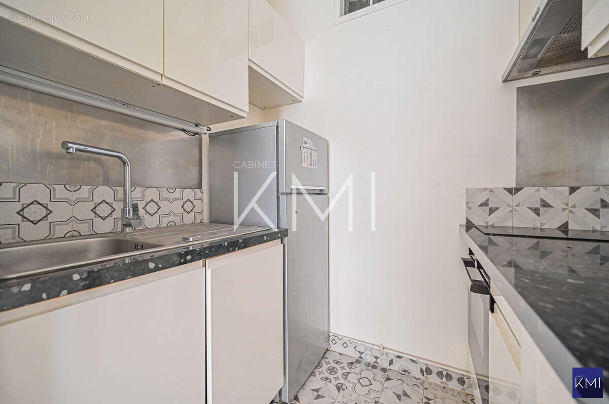 Appartement à PARIS-12E