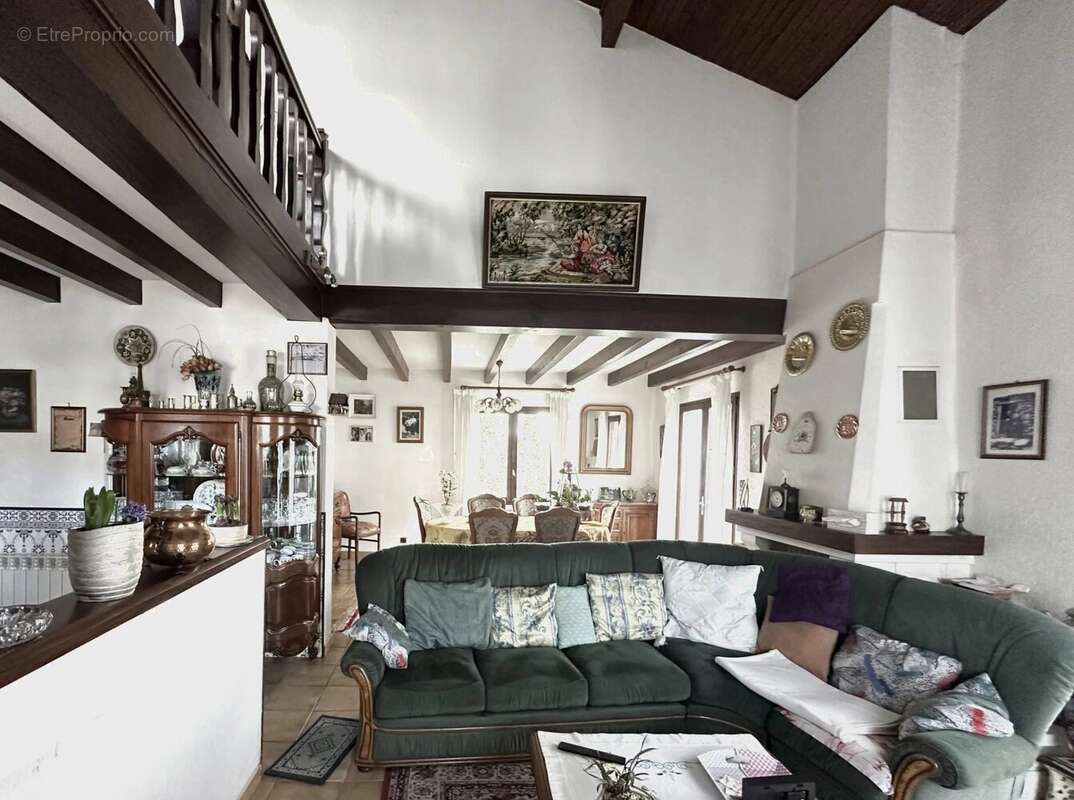 Maison à BASSUSSARRY