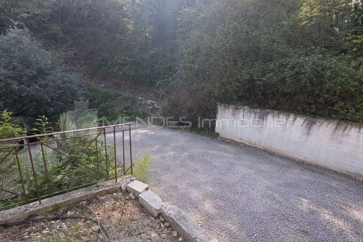 Terrain à VILLEFRANCHE-SUR-MER