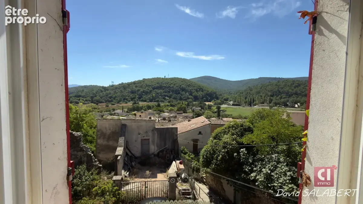 Maison Sainte Anastasie Sur Issole 4 pièce(s) 120m² avec cours privative - photo 5