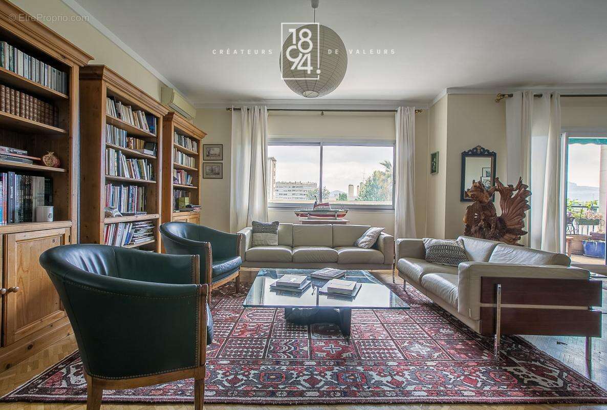 Appartement à MARSEILLE-8E