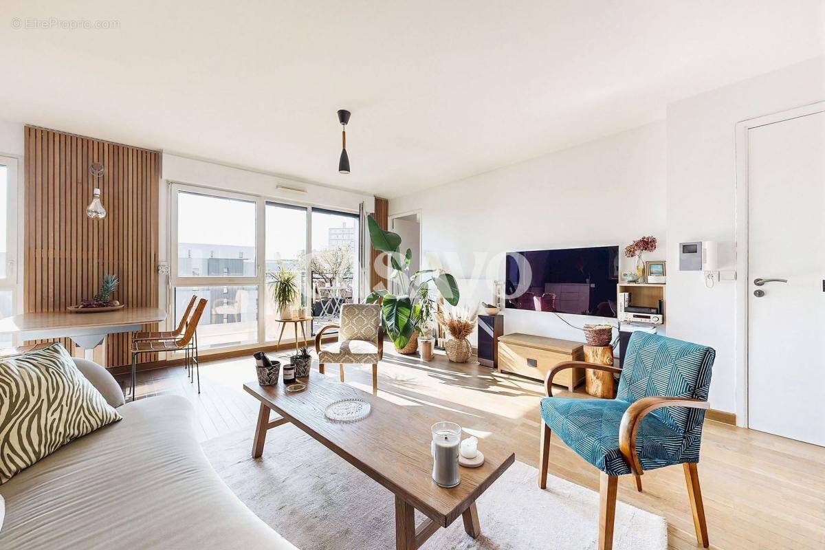 Appartement à COLOMBES