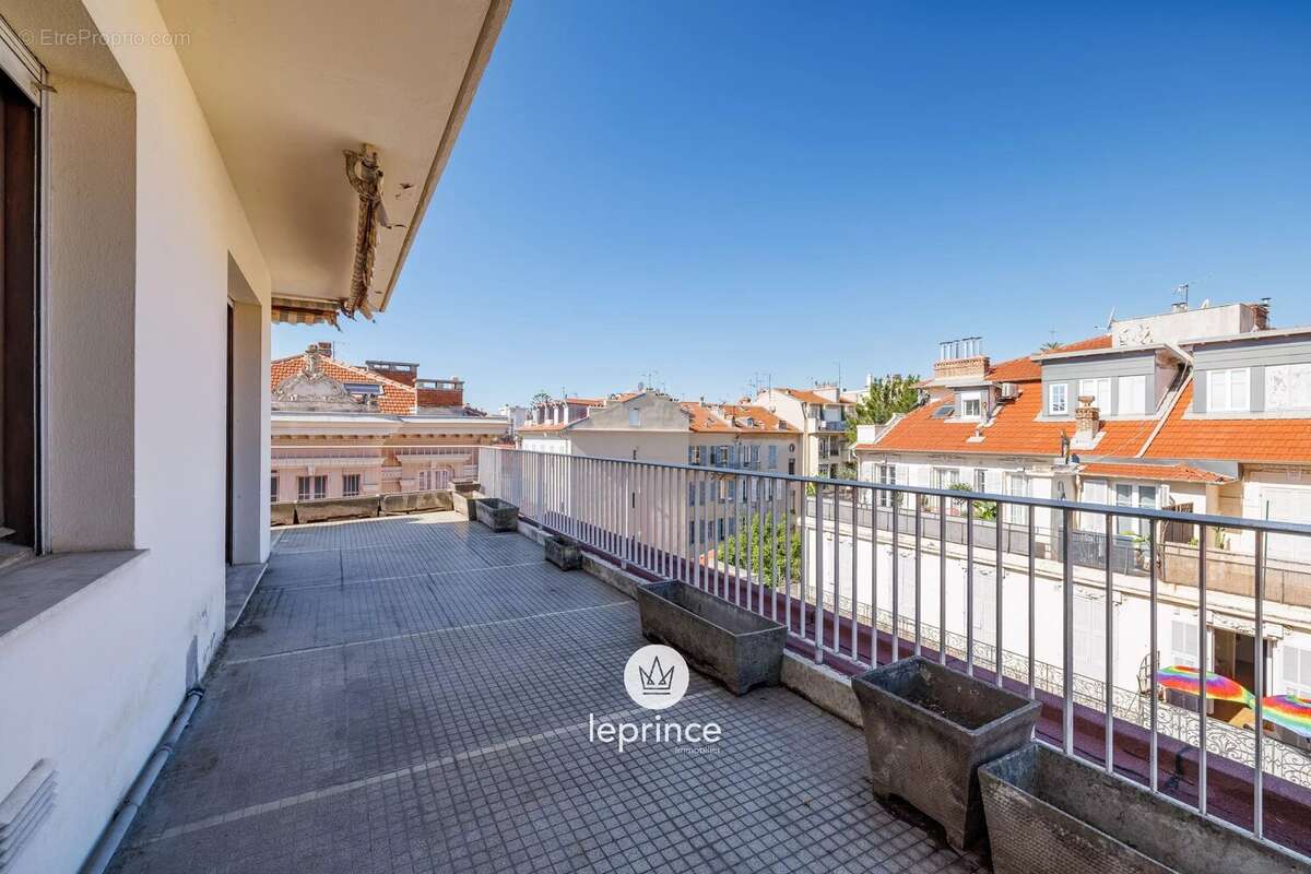 Appartement à NICE