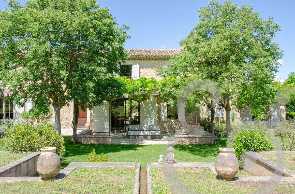 Maison à EYGALIERES