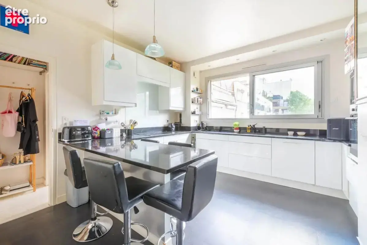 Appartement de 6 pièces de 151 m² à Neuilly-sur-Seine - photo 5