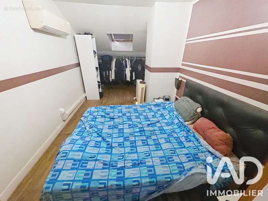 Maison 188 m² à Feuillade  - photo 9