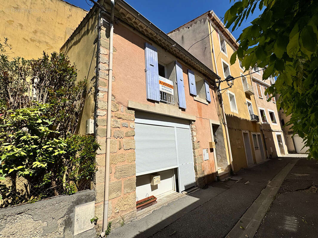 Appartement à L&#039;ISLE-SUR-LA-SORGUE