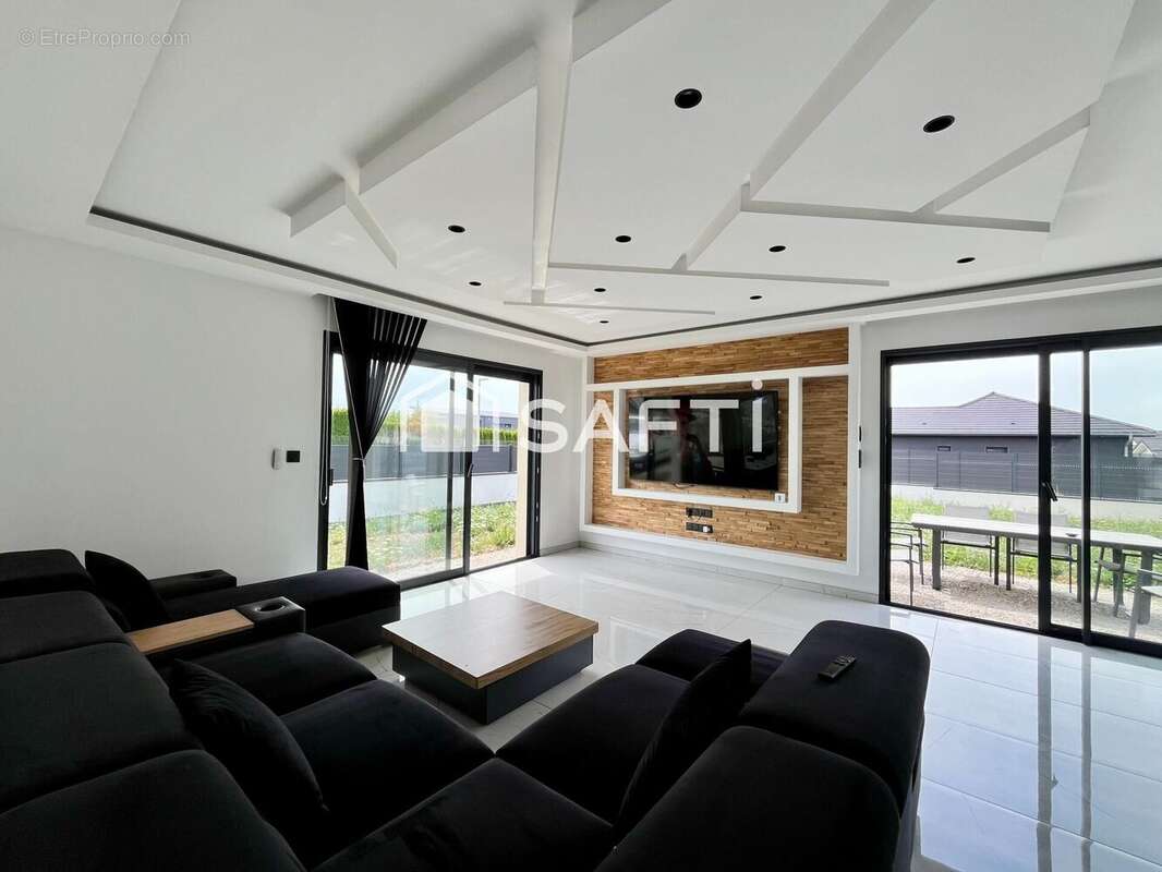 Maison 145 m² à Champagnole  - photo 2