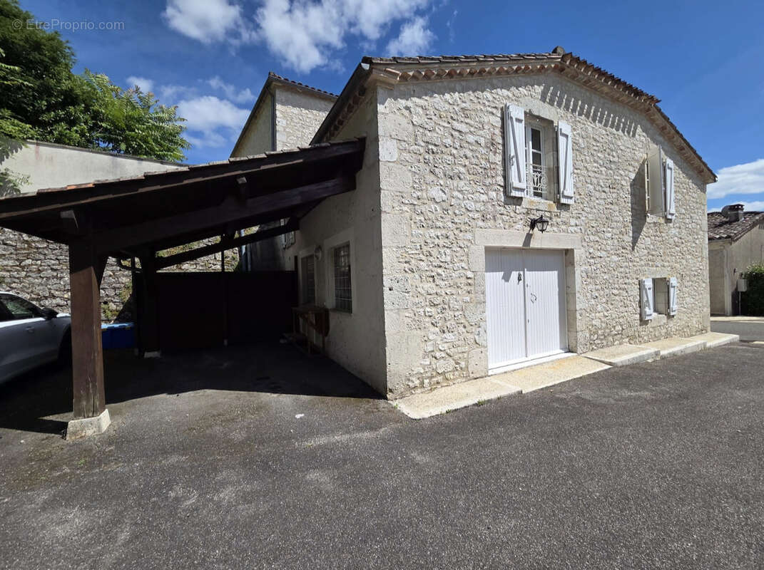 Un véritable havre de paix au cœur d'un village du Quercy. - photo 27