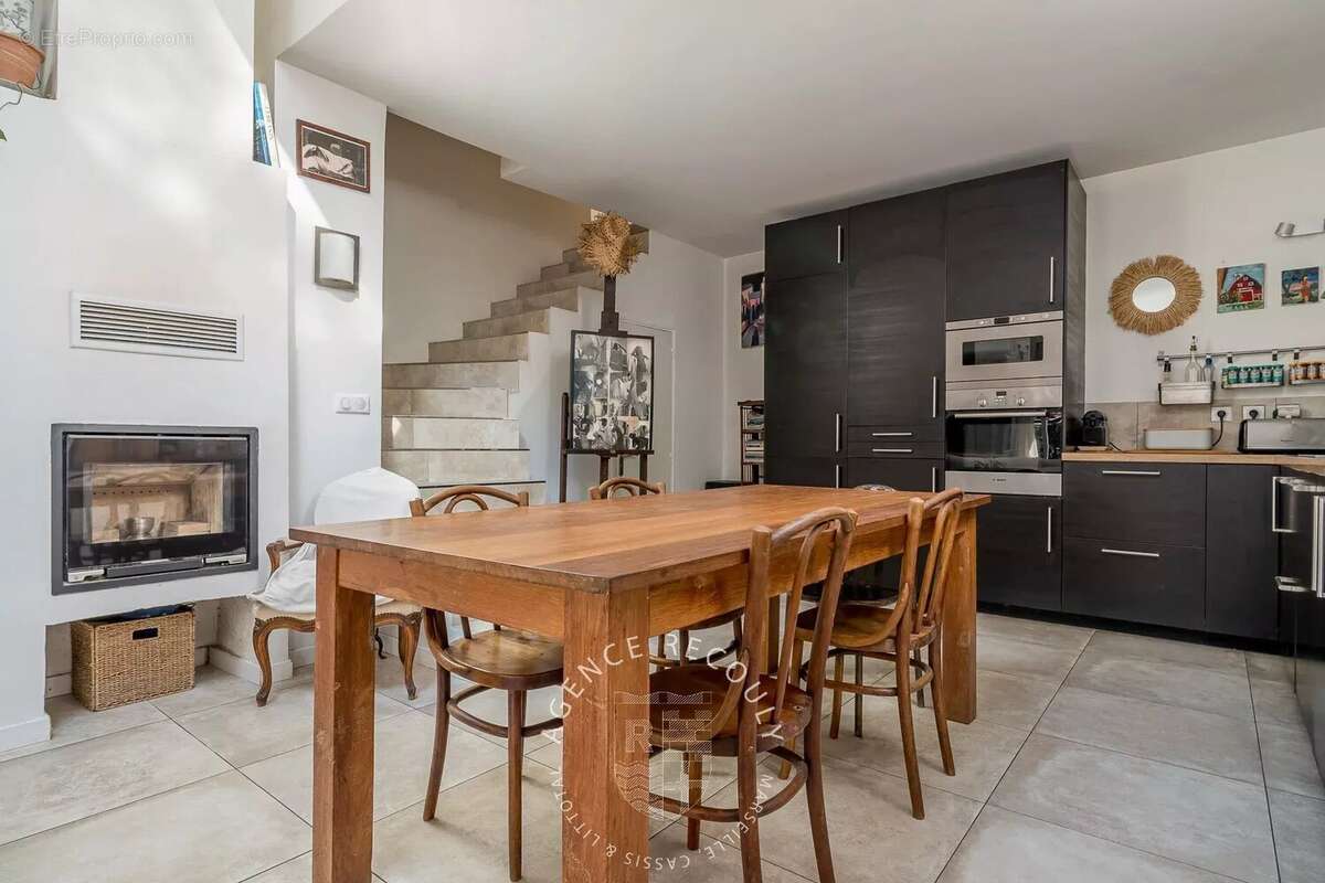 Maison à MARSEILLE-7E