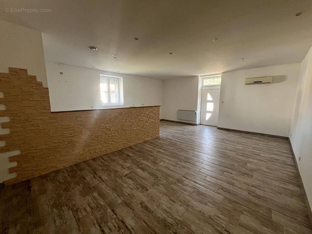 Appartement à BESSEGES