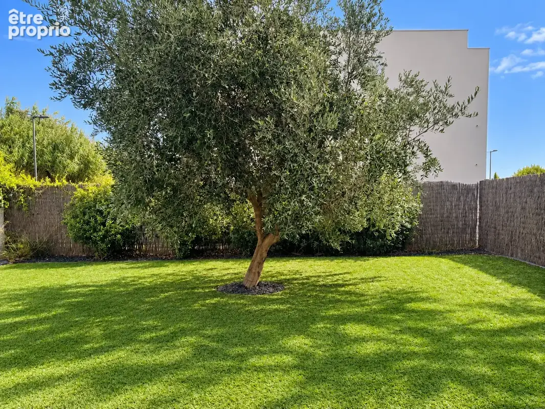 Perpignan sud est : 2 pieces recent - jardin et parking - photo 2
