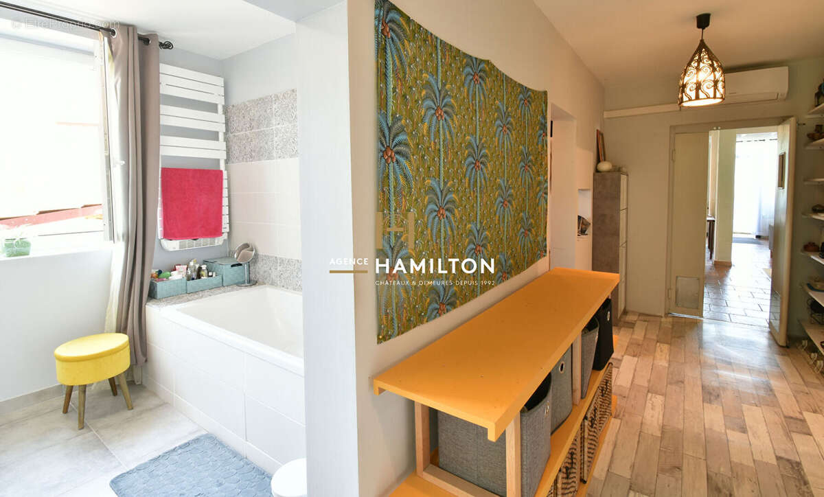 Local commercial avec logement attenant et sous-sol amenage - photo 8