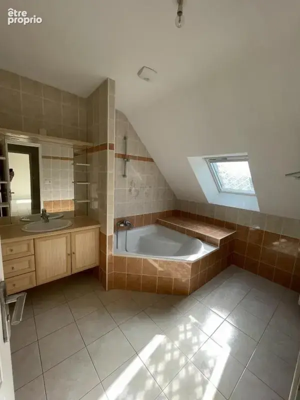 Maison T5 sur jardin clos 500m² - photo 6