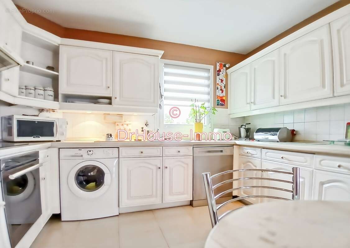Appartement à ROSNY-SOUS-BOIS