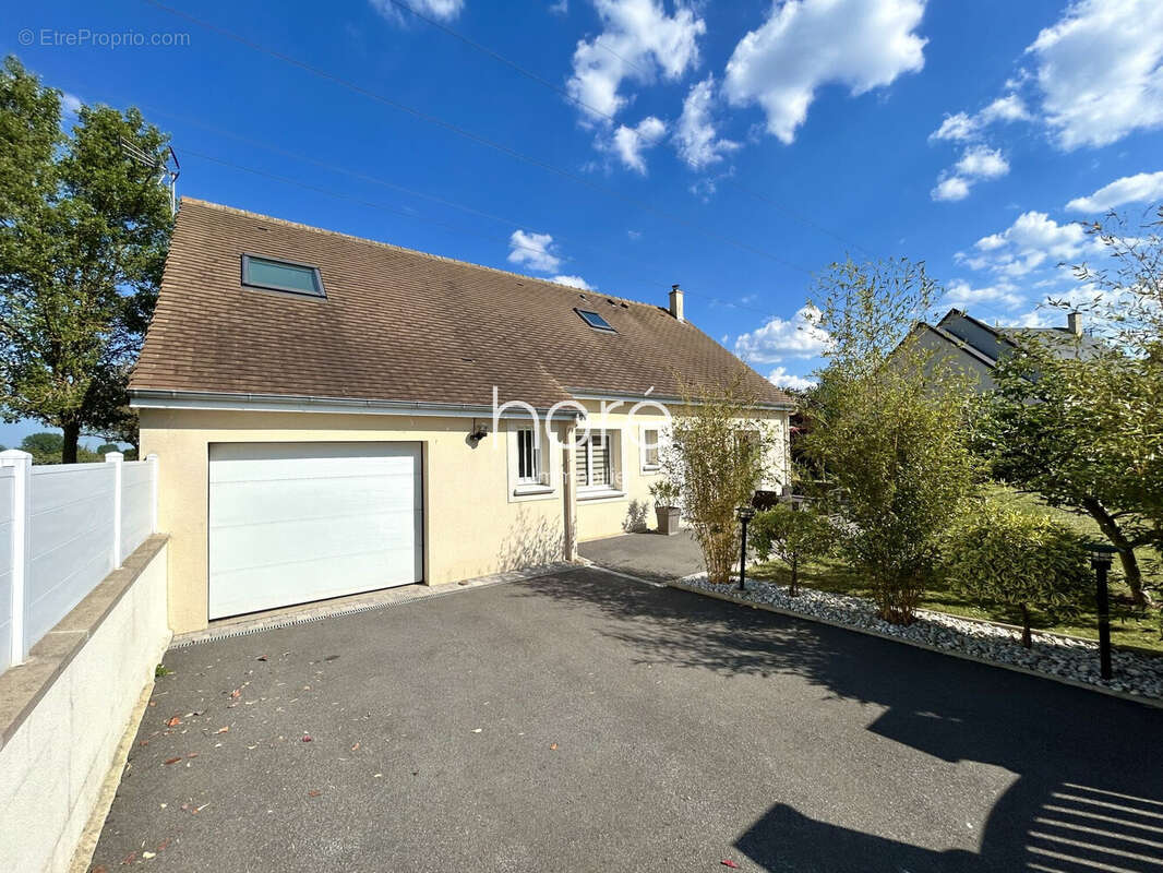 Maison à FRENOUVILLE