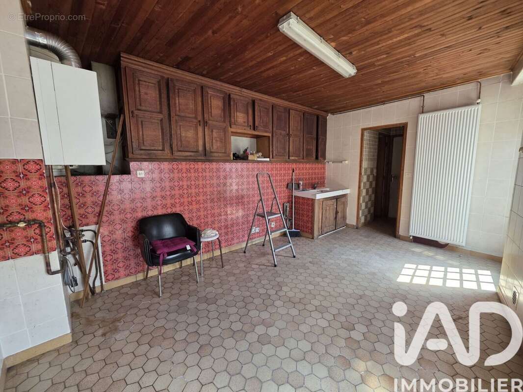 Maison 164 m² à Billy-Sur-Oisy  - photo 4