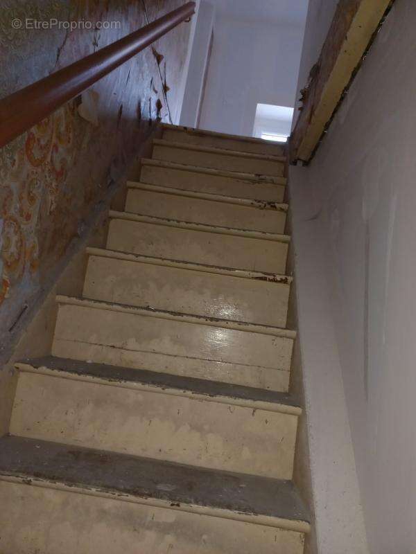 Maison à BRUAY-LA-BUISSIERE