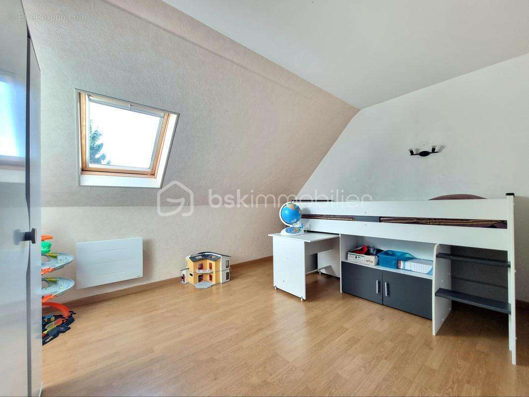 Maison à CHAUMES-EN-BRIE