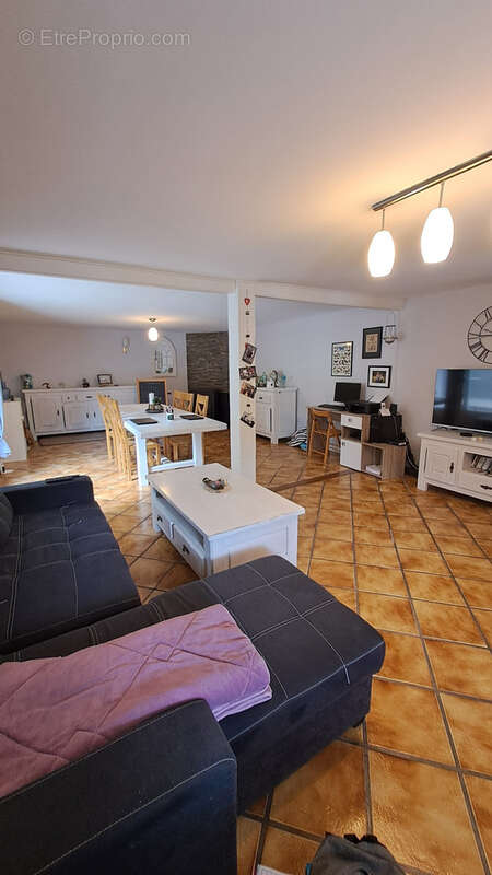 Maison à CONTREXEVILLE