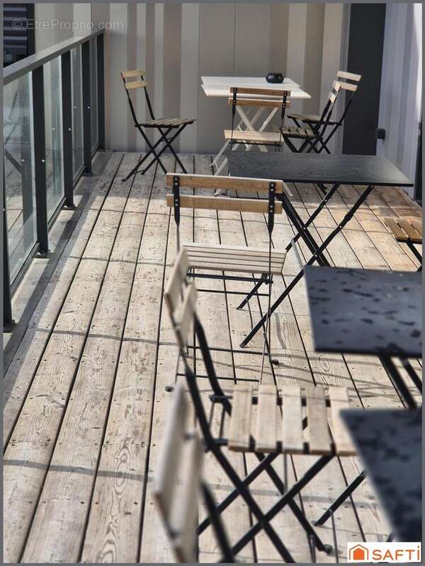 Photo 3 - Commerce à TASSIN-LA-DEMI-LUNE