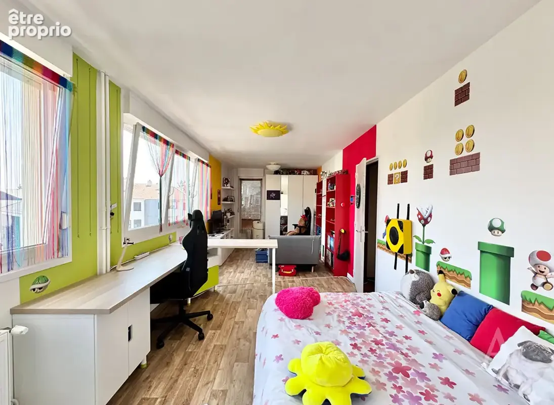T5 familial traversant de 116 m² - Terrasse, garage, ascenseur - Gare à 10 min - photo 13