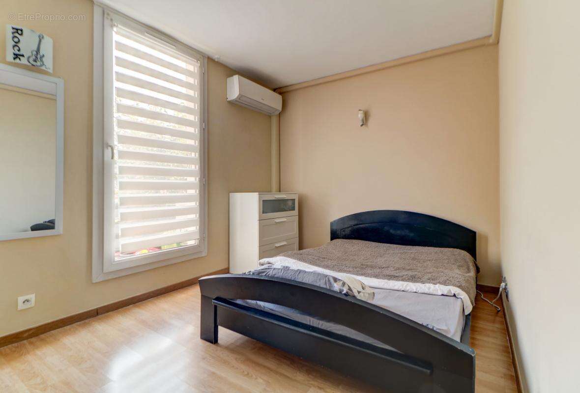 Appartement 92 m² à Carros  - photo 7