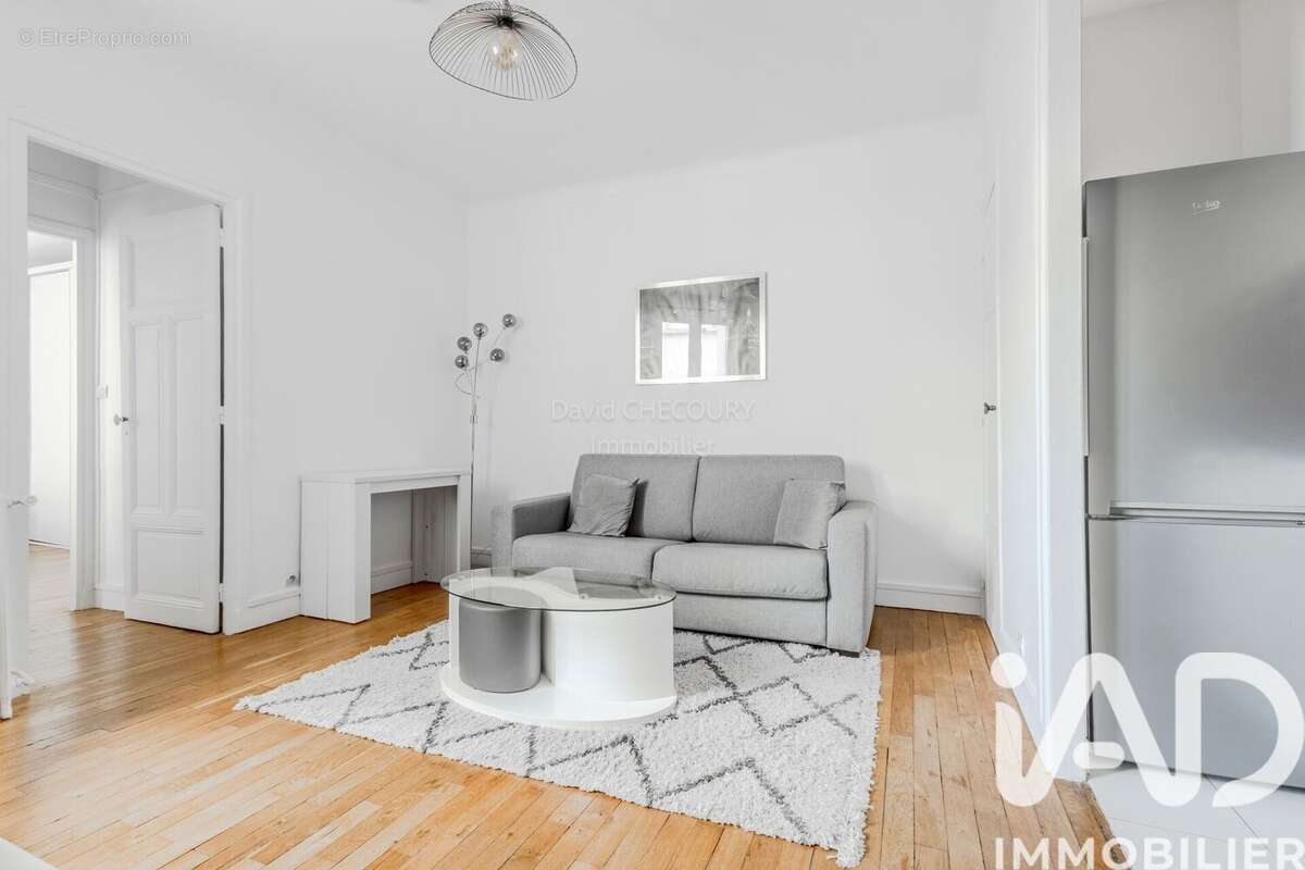 Photo 2 - Appartement à COURBEVOIE