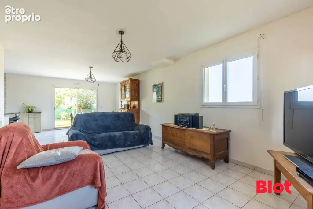 Maison 6 pièces 142 m² à vendre à Chevaigne (35250) - photo 5