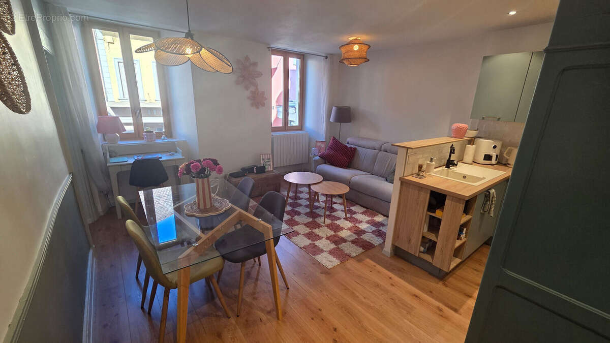 Appartement à BONNEVILLE