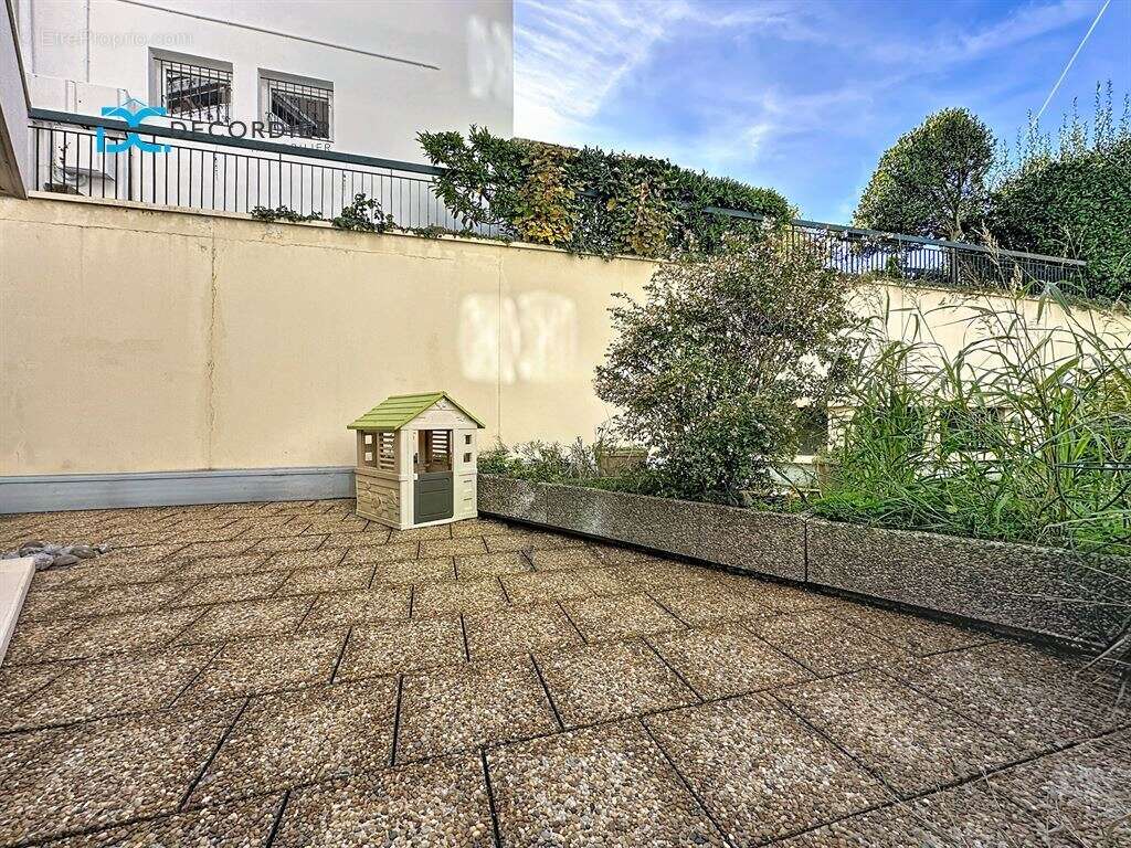 Appartement à EVIAN-LES-BAINS