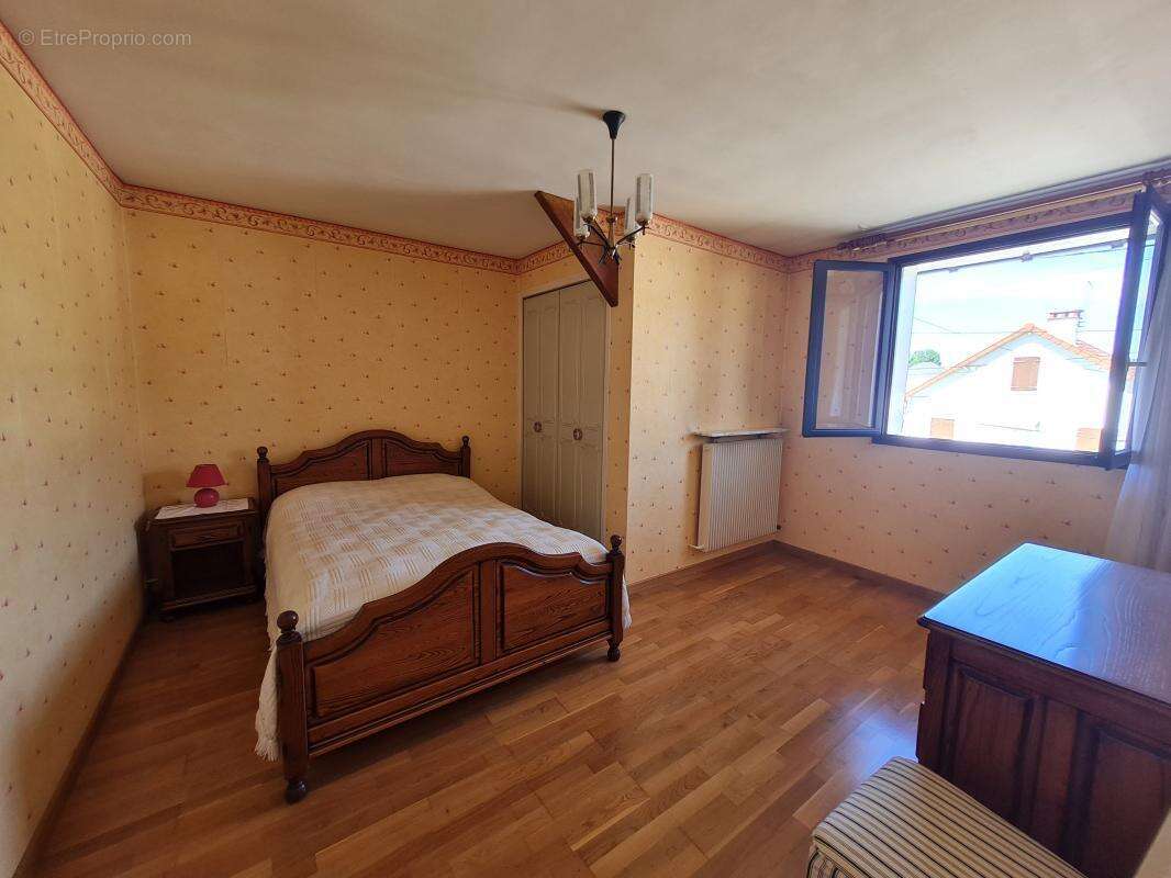 Maison à ATHIS-MONS