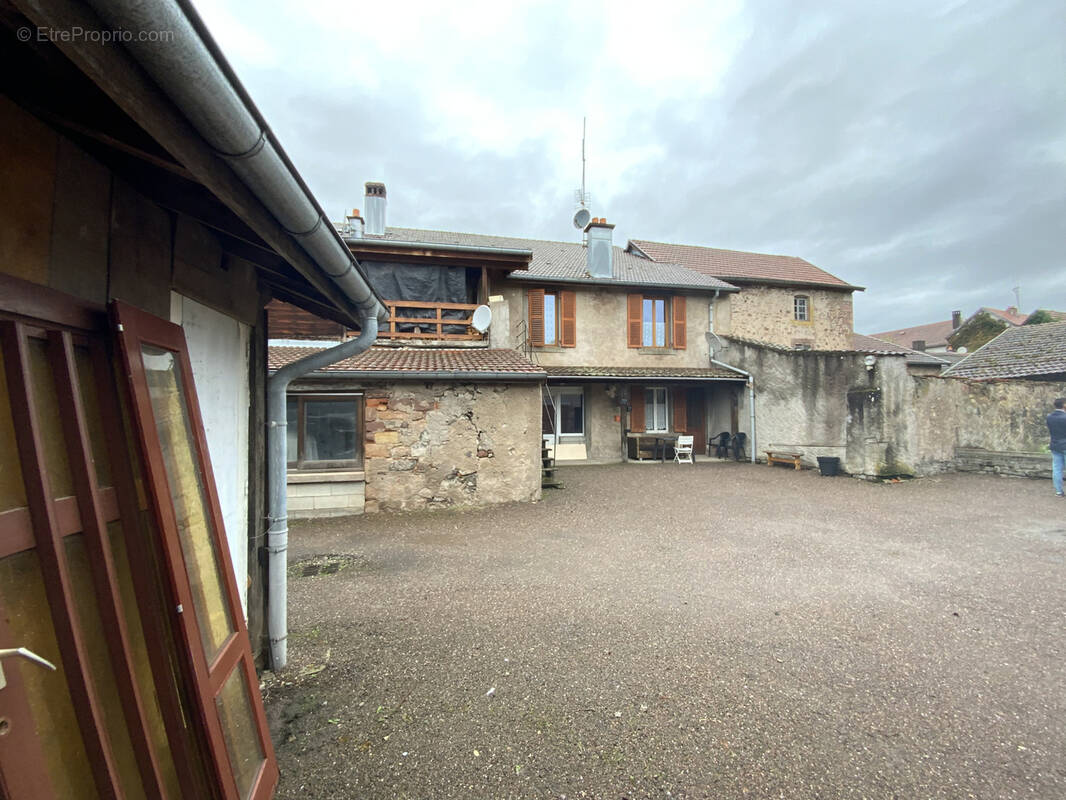 Appartement à MELISEY