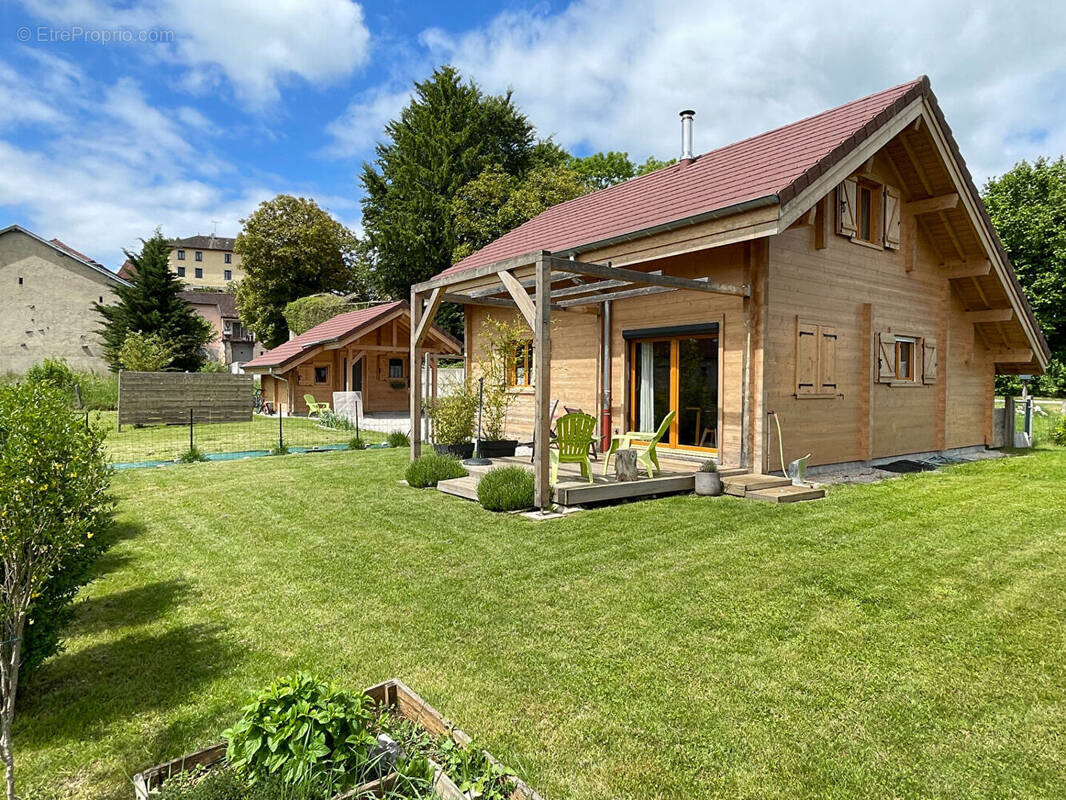 Maison à CLAIRVAUX-LES-LACS