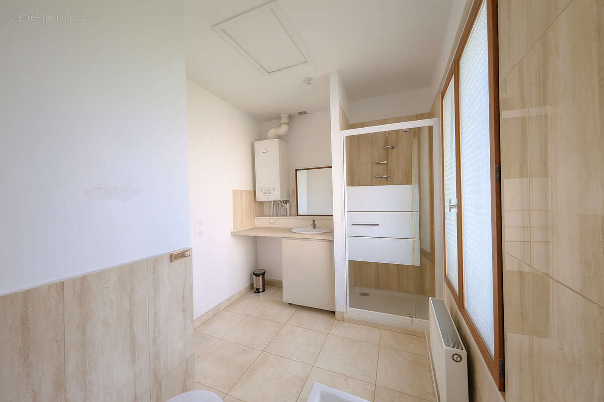 Maison à COMBS-LA-VILLE