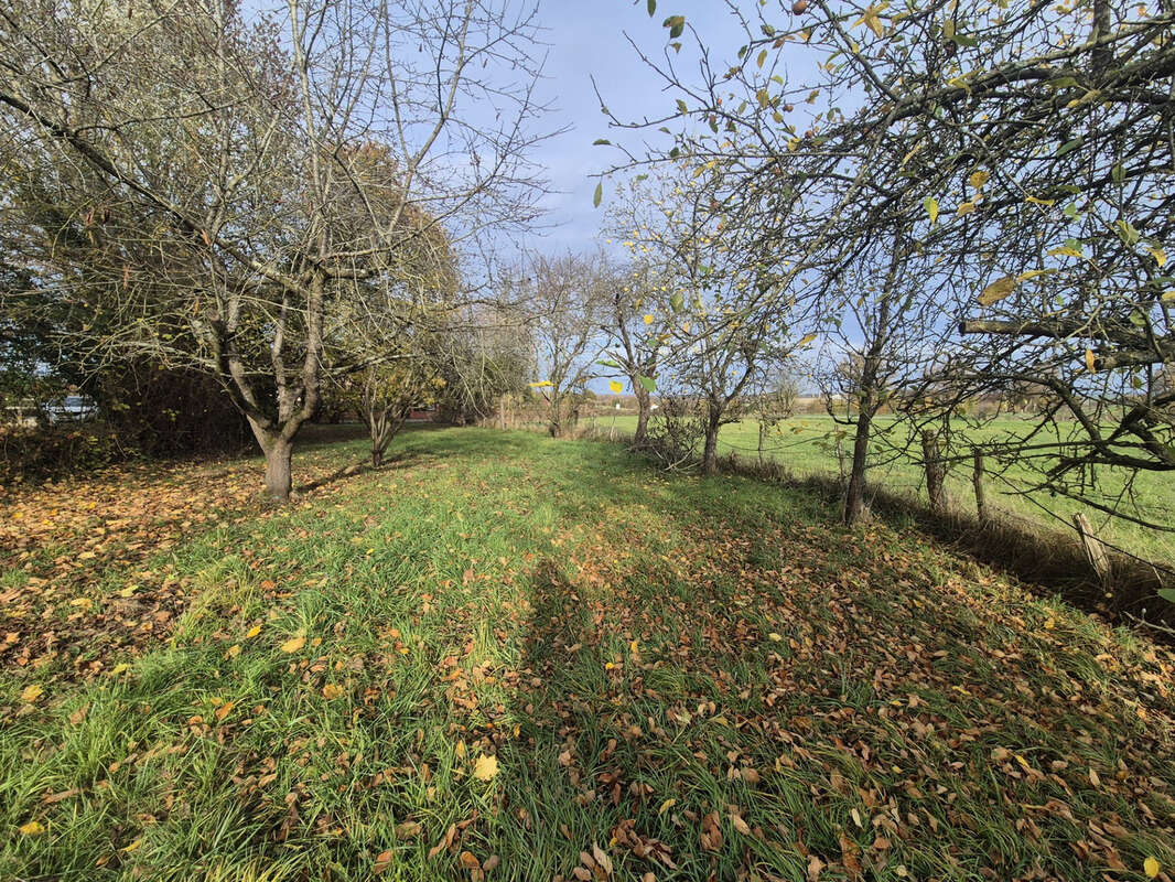 Maison à SAINT-JEAN-PIERRE-FIXTE
