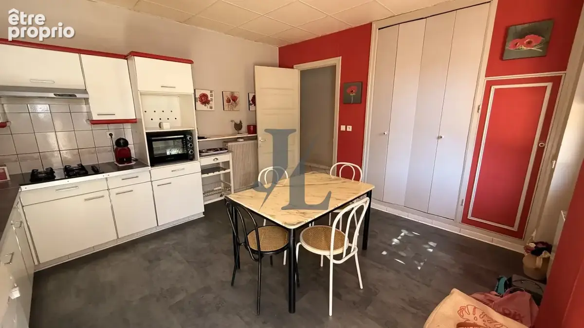 Maison de type 5 sur 530m2 de terrain - photo 6