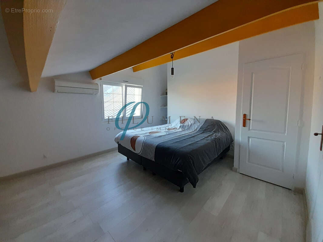 Maison à COUFFE
