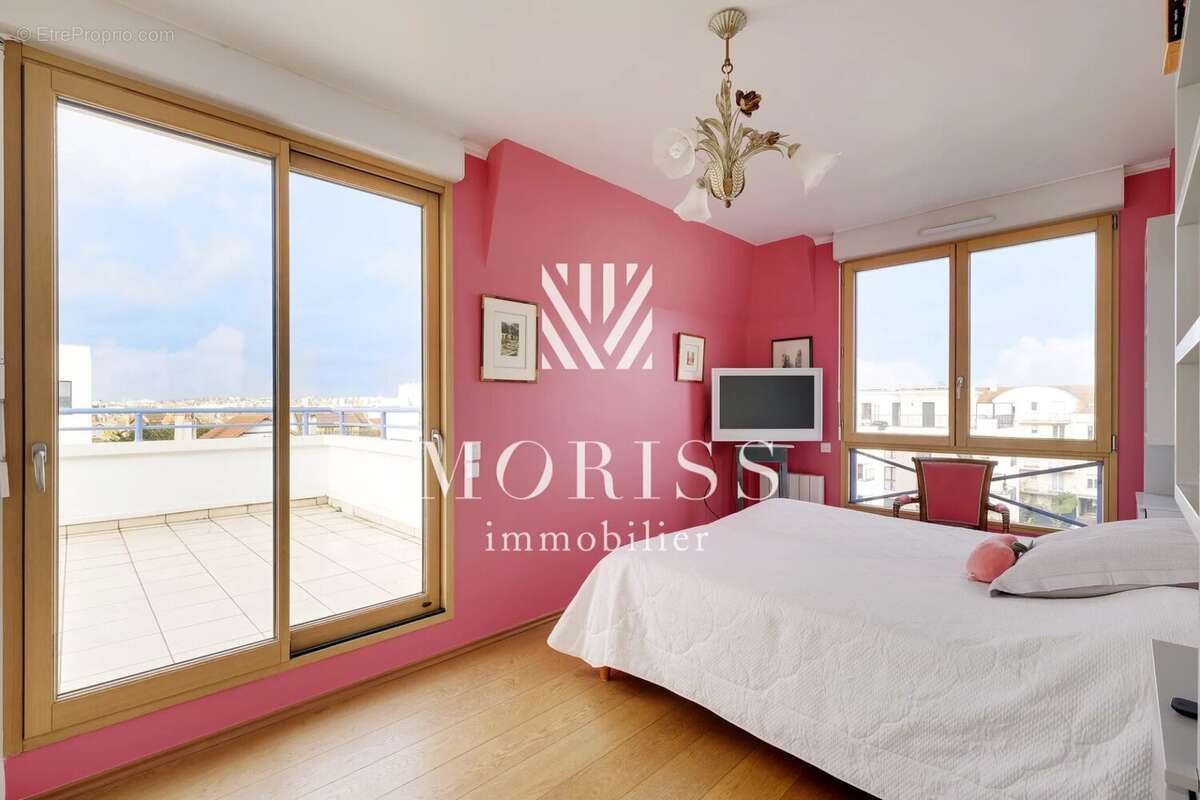 Appartement à LE PERREUX-SUR-MARNE